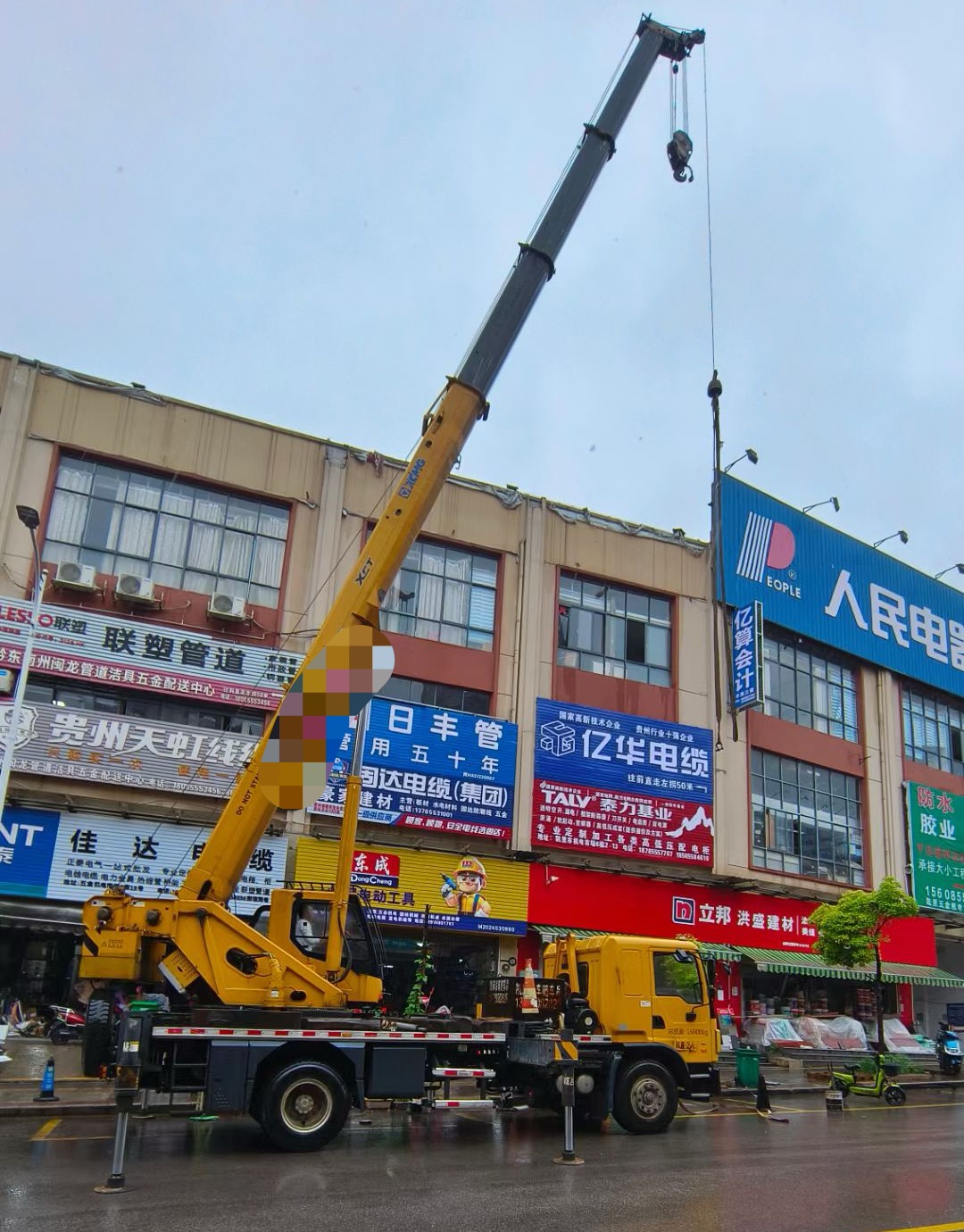 荆州市什么时间对吊车进行维修保养最合适